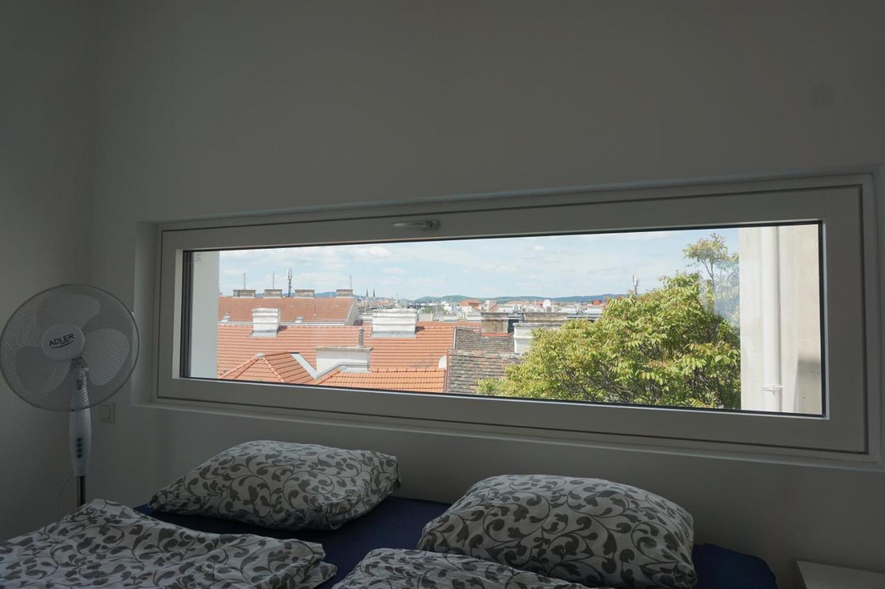Appartamento Augartenblick Penthauscombo 15/16 - Blick Zum Riesenrad Vienna Esterno foto