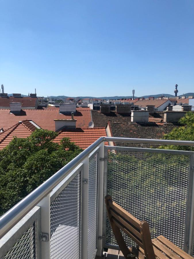 Appartamento Augartenblick Penthauscombo 15/16 - Blick Zum Riesenrad Vienna Esterno foto