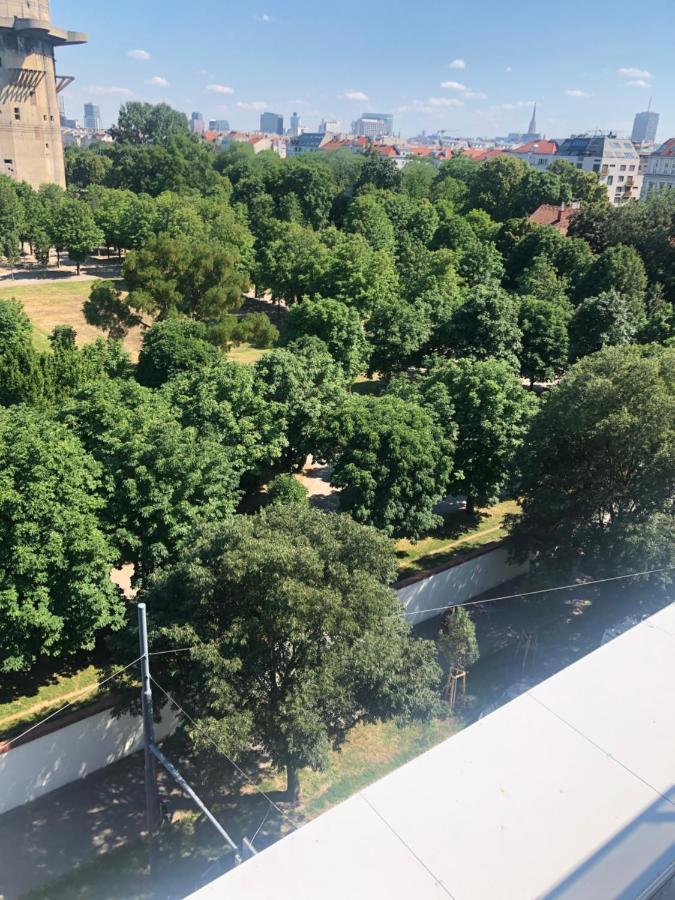 Appartamento Augartenblick Penthauscombo 15/16 - Blick Zum Riesenrad Vienna Esterno foto